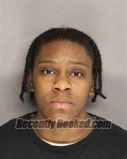 Recent Booking / Mugshot for Jade Simone Niles in Berkeley County