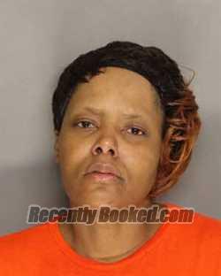 Recent Mugshot Image for Shalanda Quendella Laroche in Berkeley County, South Carolina