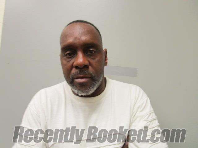 Recent Mugshot Image for DARREN E EARL in Madison County, Alabama
