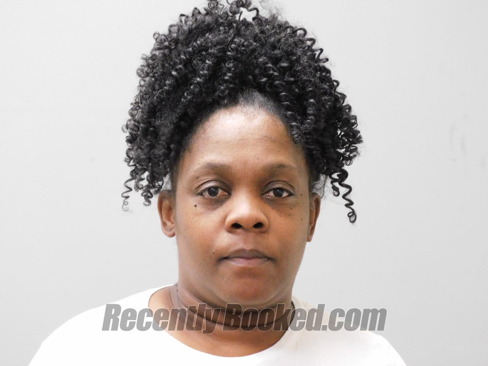 Recent Mugshot Image for TEMAKA ROCHELLE WALKER in Madison County, Alabama