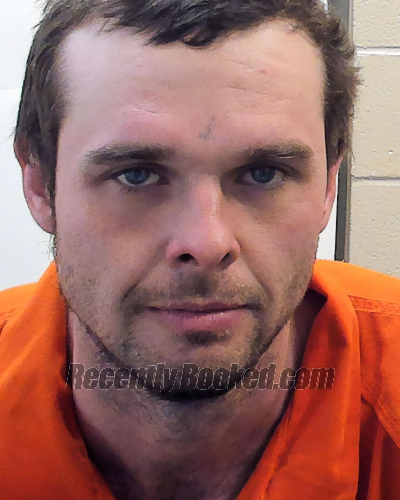 Recent Mugshot Image for Devin Brett Thaggard in Montgomery County, Alabama