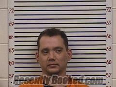 Recent Mugshot Image for KENNETH LEWIS in Pickens County, Alabama