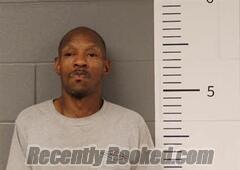 Recent Mugshot Image for KELVIN NEWSOME in St Clair County, Alabama