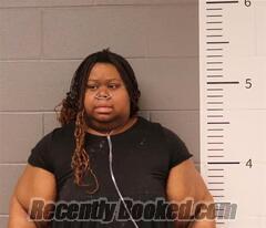 Recent Mugshot Image for ALICIA CADE in St Clair County, Alabama