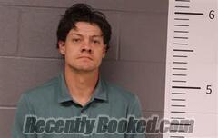 Recent Booking / Mugshot for TYLER GRAVES in St Clair County, Alabama