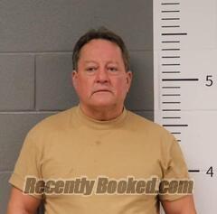 Recent Mugshot Image for JAMES WALKER in St Clair County, Alabama