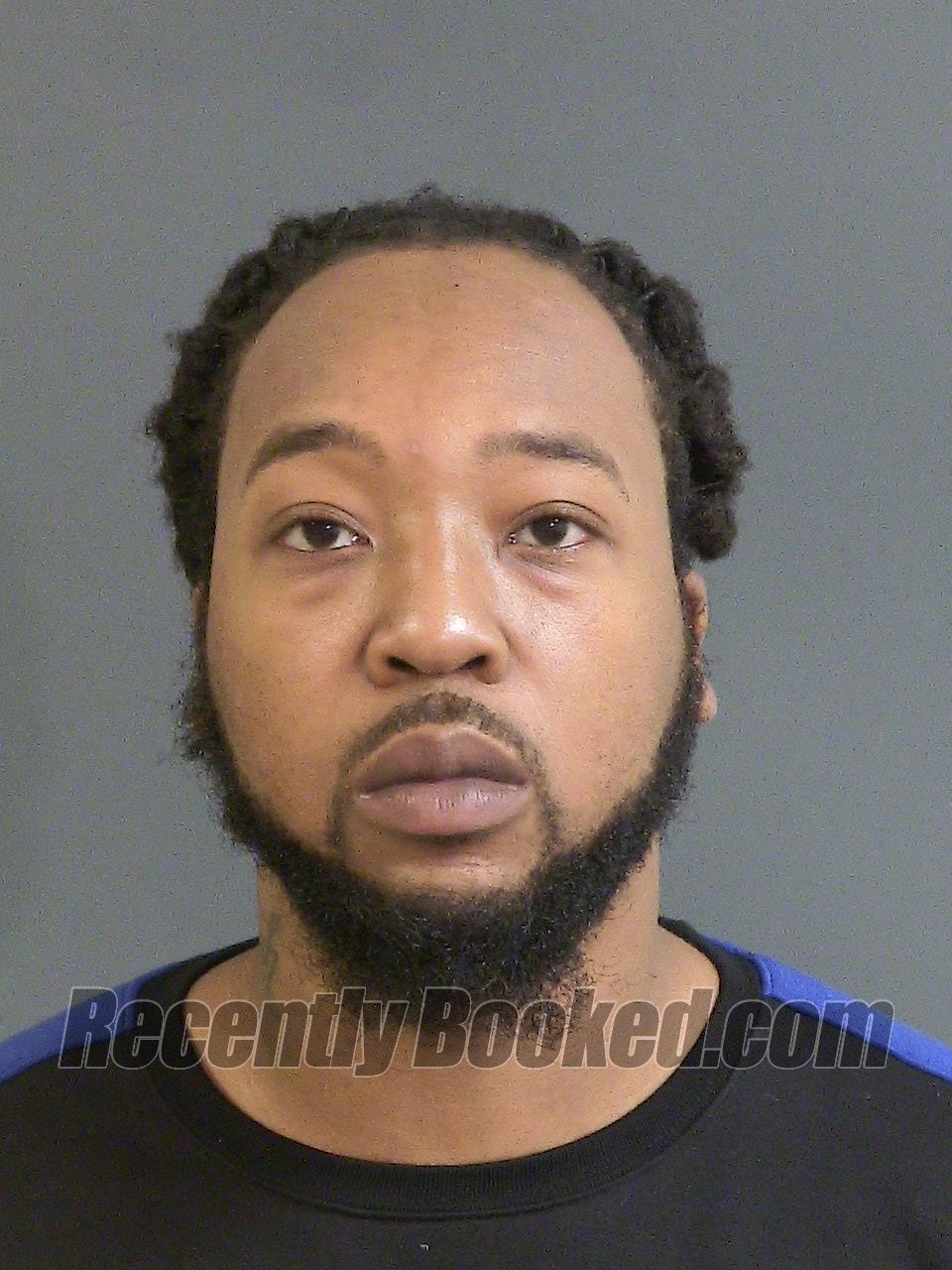 Recent Booking / Mugshot for KENTRELL LANARD BROWN in Charleston County