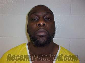 Recent Mugshot Image for DARRIN CHRISTOPHER MCCRAINEY in Bossier Parish, Louisiana