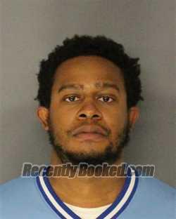 Recent Mugshot Image for DEREK A VANDIVER in Essex County, New Jersey