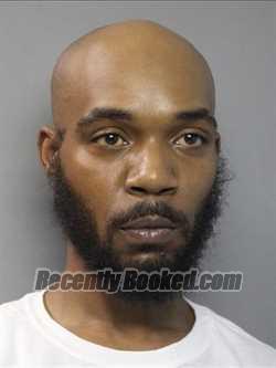 Recent Mugshot Image for UMAR JAMES in Essex County, New Jersey
