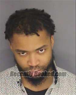 Recent Mugshot Image for KENYA DAUGETT in Essex County, New Jersey