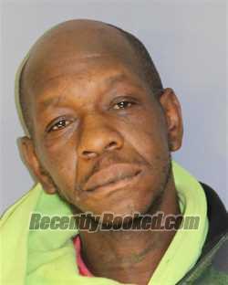 Recent Mugshot Image for LAWAYNE E GREEN in Essex County, New Jersey