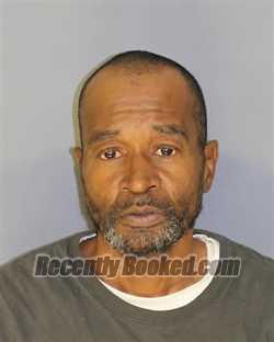 Recent Mugshot Image for ARTURO DEAS in Essex County, New Jersey