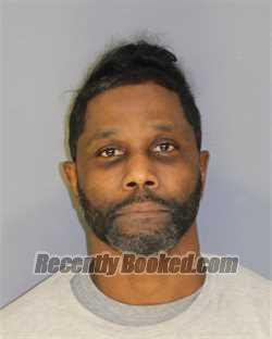 Recent Mugshot Image for DERWYN D WEATHERSPOON in Essex County, New Jersey