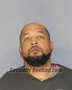 Recent Mugshot Image for FREDERICK SHAW in Essex County, New Jersey