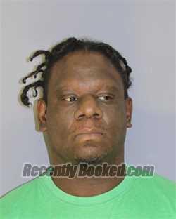 Recent Mugshot Image for TRAVIS MURPHY in Essex County, New Jersey