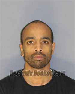 Recent Mugshot Image for PEDRO L LAMOTTE in Essex County, New Jersey