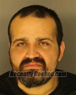 Recent Mugshot Image for MICHEAL X GONZALEZ in Essex County, New Jersey