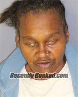 Recent Mugshot Image for EARTHA L DAVIS in Essex County, New Jersey