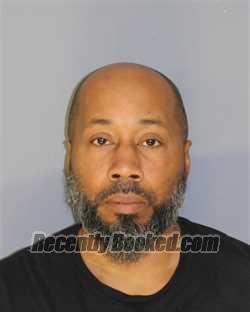 Recent Mugshot Image for ANDREW H SALMOND in Essex County, New Jersey