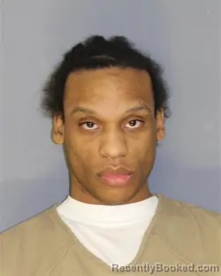 Recent Mugshot Image for CARLOS MARTINEZ in Essex County, New Jersey