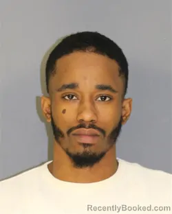 Recent Mugshot Image for QUINTON R WHITLOCK in Essex County, New Jersey