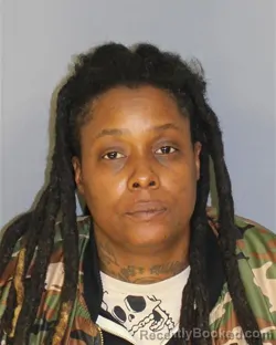 Recent Mugshot Image for QUIJEERA L HEDGESPETH in Essex County, New Jersey