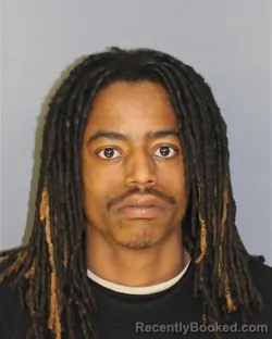 Recent Mugshot Image for UZZIAN L TOMLIN in Essex County, New Jersey