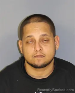 Recent Mugshot Image for ROBERT DURAN in Essex County, New Jersey