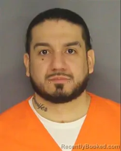 Recent Mugshot Image for LUIS R COLON in Essex County, New Jersey