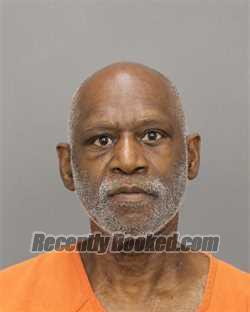 Recent Booking / Mugshot for KEVIN L MILLS in Salem County, New Jersey