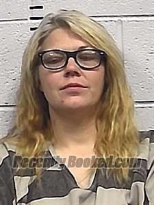 Recent Mugshot Image for Courtney K Mullins in Sharp County, Arkansas