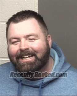 Recent Booking / Mugshot for ANTHONY PAUL REGAN in Dubuque County, Iowa