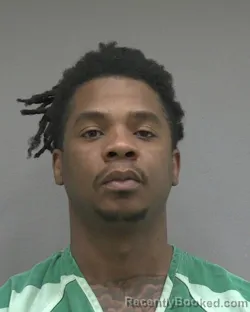 Mugshot of DIATRIS AUNDRELL SLEDGE booked in Alachua County, Florida on April 5, 2026