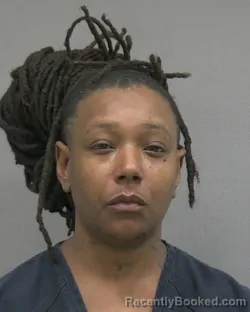 Mugshot of DOMINQUE DSHALA LIQUAE JACKSON booked in Alachua County, Florida on April 10, 2026