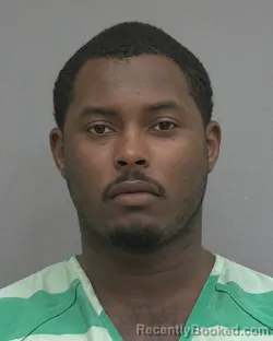 Mugshot of TYRIQUE LAMONTAY PRESLEY booked in Alachua County, Florida on May 6, 2026