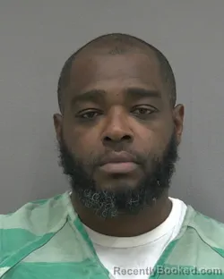 Mugshot of AYANDRE DETAURUS ROSS