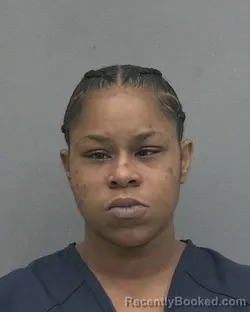 Mugshot of FAITH OCTAVIA PERRY booked in Alachua County, Florida on July 7, 2026