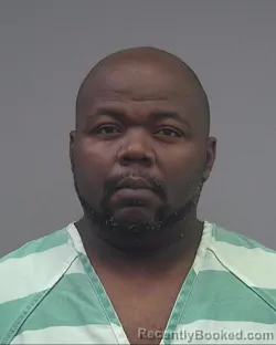 Mugshot of JESSE LAMAR DAVIS booked in Alachua County, Florida on May 17, 2026