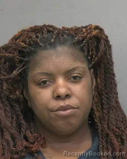 Mugshot of TYNISHA NICOLE MCNABB booked in Alachua County, Florida on July 21, 2026