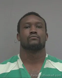 Mugshot of Lorenzo Keandre Smith booked in Alachua County, Florida on October 14, 2026