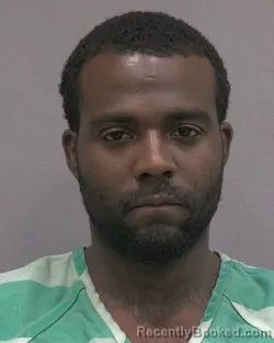 Mugshot of KELLIS TYSHON CARMEN booked in Alachua County, Florida on April 1, 2026