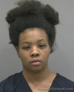 Mugshot of JACARI LORRAINE LONG booked in Alachua County, Florida on April 5, 2026