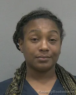 Mugshot of VIKIELA LATRELL HILL