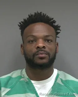 Mugshot of SHAQUAN NIGEL HAIRSTON booked in Alachua County, Florida on April 1, 2026