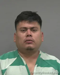 Mugshot of JULIO CRUZ-MARTINEZ