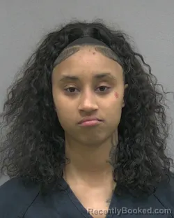 Mugshot of AKE'SSIA DA'NAE WADE