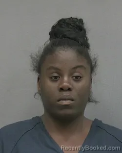 Mugshot of CHELSEA SHALANE BEAMON booked in Alachua County, Florida on May 19, 2026