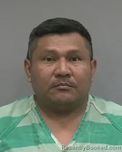 Mugshot of ENDY DE JESUS SUAREZ FERNANDEZ booked in Alachua County, Florida on June 29, 2026