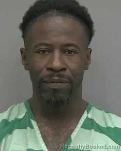 Mugshot of EDWARD DAVID HUNTER booked in Alachua County, Florida on April 1, 2026